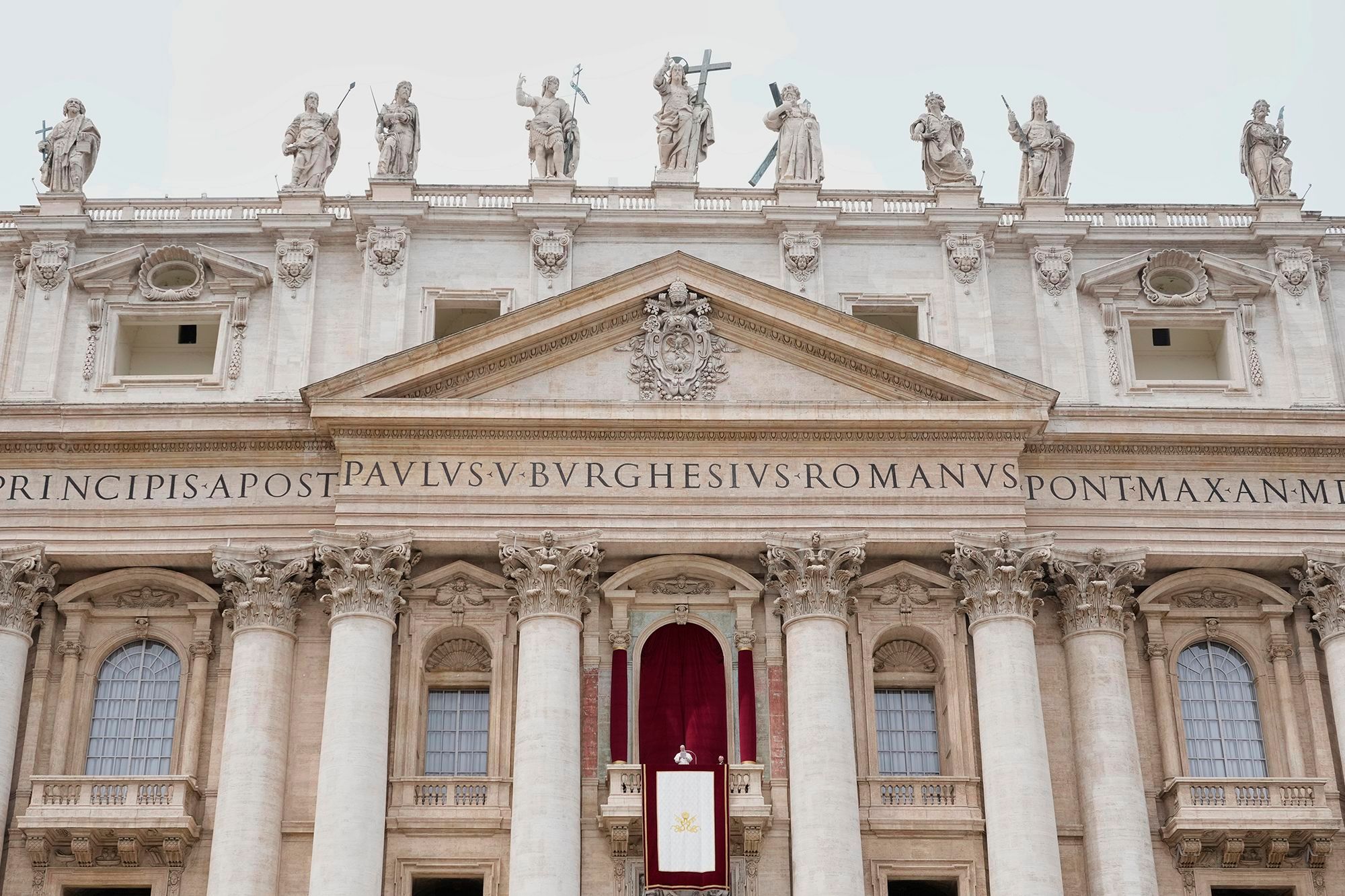 Top World story anchor