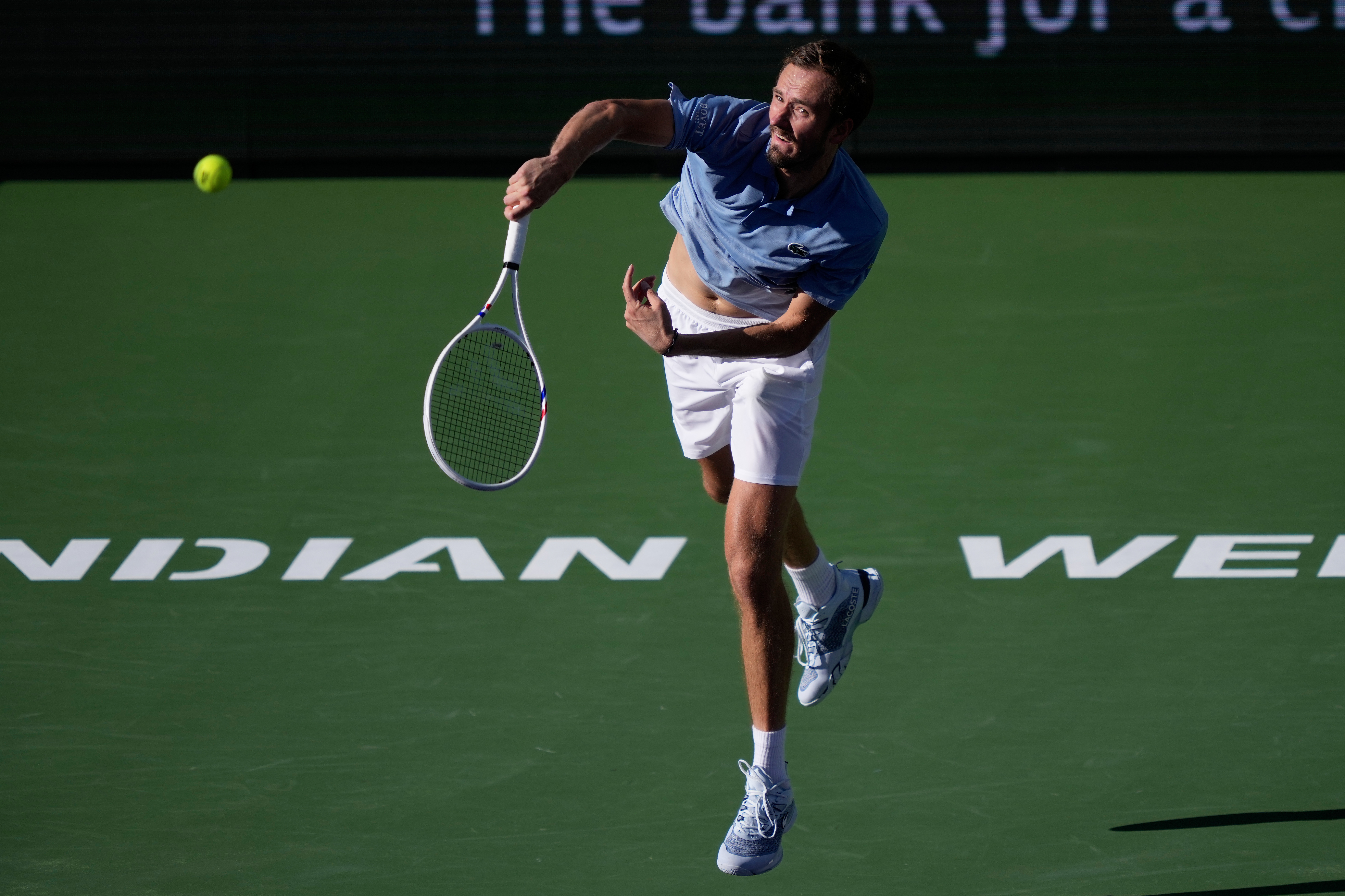 Medvedev hands Alcaraz his first loss of the year, heads to Indian Wells final against Sinner
