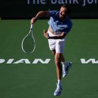 Medvedev hands Alcaraz his first loss of the year, heads to Indian Wells final against Sinner