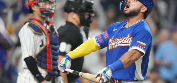 Venezuela rallies to beat Shohei Ohtani and defending champ Japan 8-5, advance to WBC semis