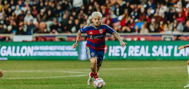 Top Sports story anchor