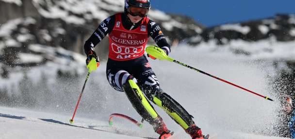 Olympic champion Shiffrin dominates 1st leg of penultimate slalom but main rival Aicher is 2nd
