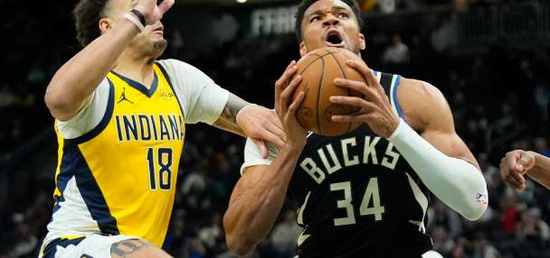 Giannis Antetokounmpo leaves Bucks' victory over Pacers after landing awkwardly on dunk