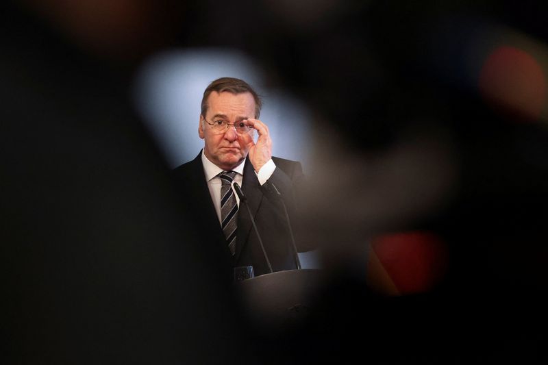 Top World story anchor