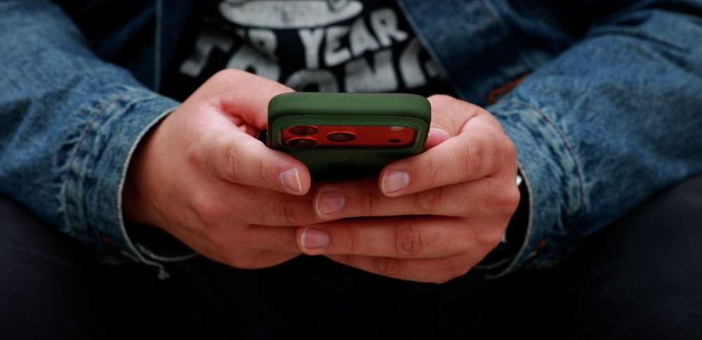 From breakup texts to 'I do': How AI is reshaping modern relationships