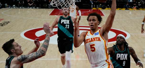 The Southeast got hot, with Hawks, Magic, Heat and Hornets all surging as playoff chase intensifies