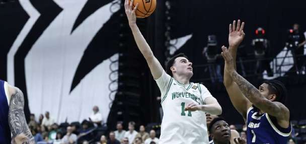 Utah Valley's 27-game home winning streak snapped as Wolverines falls in NIT