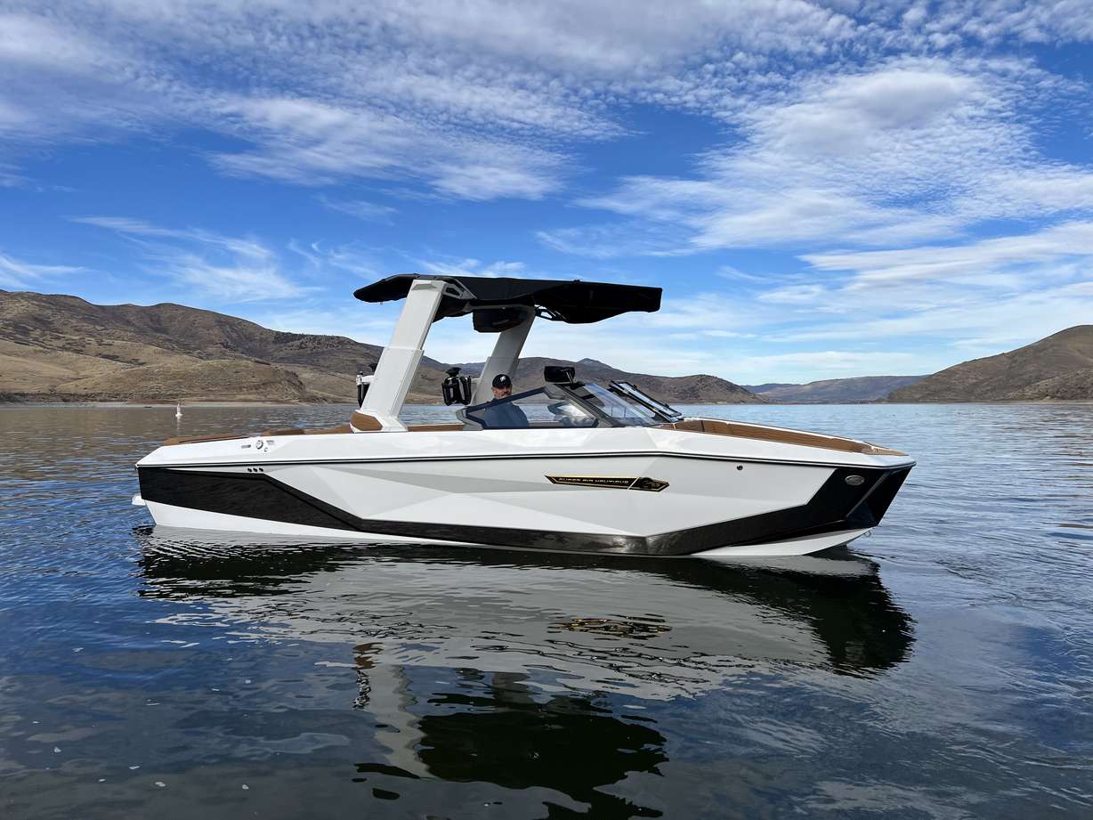 Local company helps Utah families by making luxury boating affordable and easy