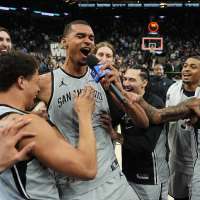 Wembanyama hits winner as Spurs beat Suns 101-100 to end 6-season postseason drought