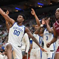 Otega Oweh's buzzer-beater saves Kentucky in 89-84 overtime win over Santa Clara in March Madness