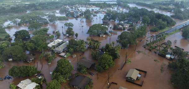 Utah volunteers help with Hawaii flood response