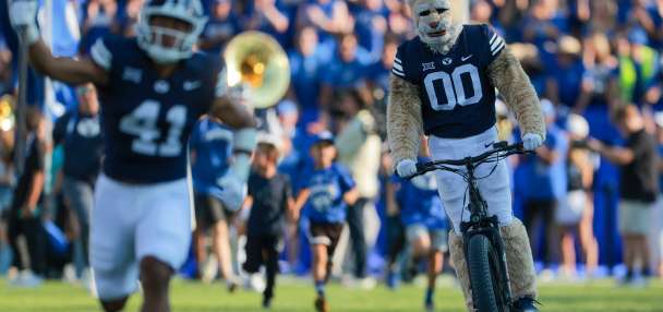 Cosmo the Cougar to join local elementary school kids in bike bus parade