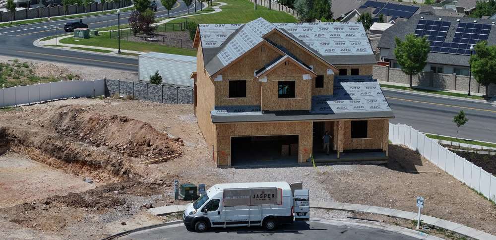 Mortgage rates keep going up as war continues