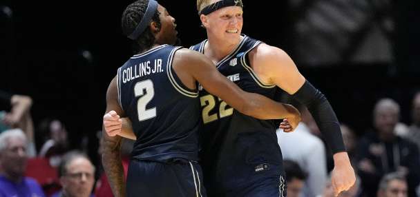 Top Sports story anchor