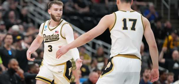 Purdue's Braden Smith breaks Bobby Hurley's Division I career assist record in NCAA tourney opener