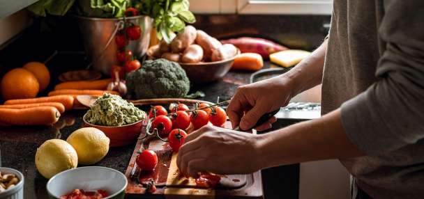 Should you try the 75 Hard challenge? Experts warn the risks may outweigh the benefits