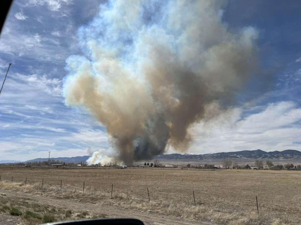 Structures threatened from new fire in Sevier County as winds push blaze