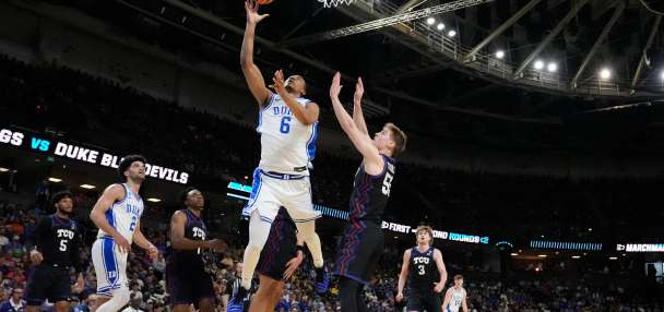Boozer, No. 1 overall seed Duke get rolling after halftime to beat TCU 81-58 and reach Sweet 16