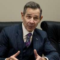 Curtis bill seeks to ban sports betting, casino games on Kalshi, Polymarket