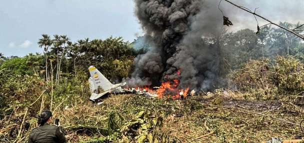 At least 8 dead, 83 injured as Colombian military plane crashes on takeoff