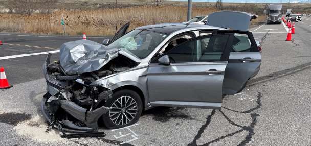 Police identify 75-year-old woman killed in Magna crash