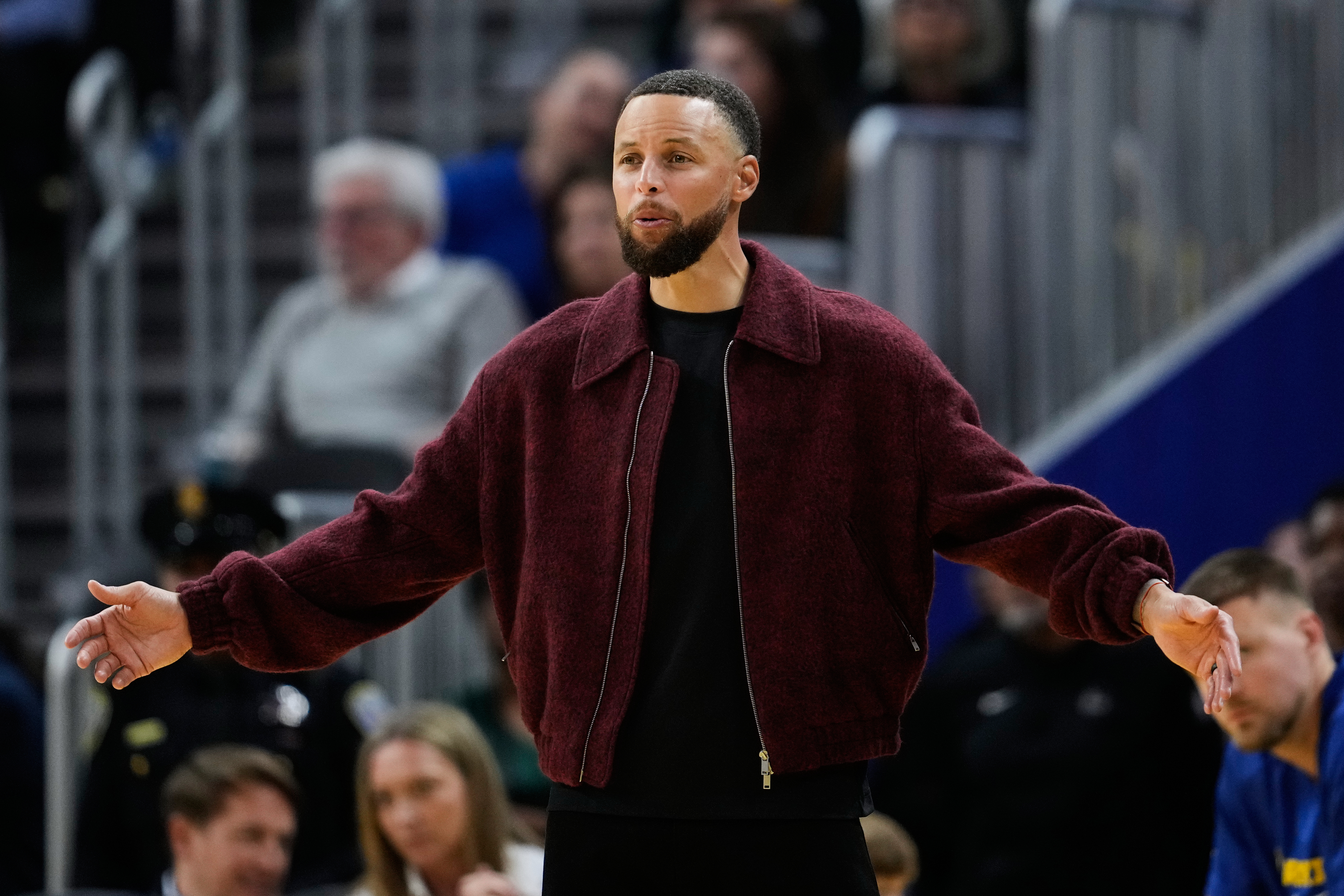 Stephen Curry will participate in play-in tourney for Warriors if he's able, Steve Kerr says