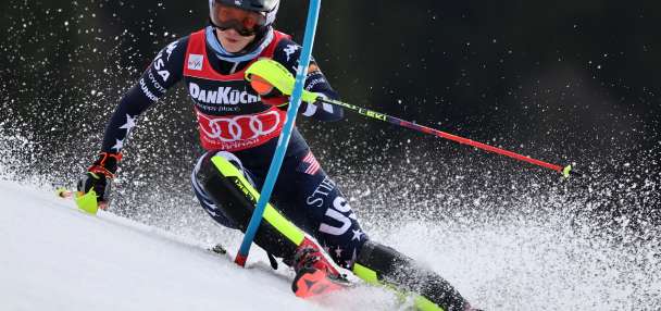 Shiffrin wins World Cup slalom but Aicher's third place puts overall title on hold