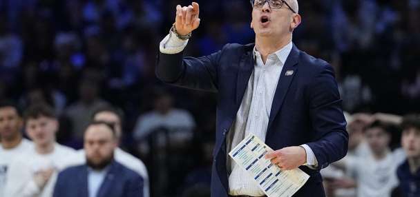 Ahead of UConn vs. Michigan State, Hurley can't help but look to a St. John's rematch in Elite Eight