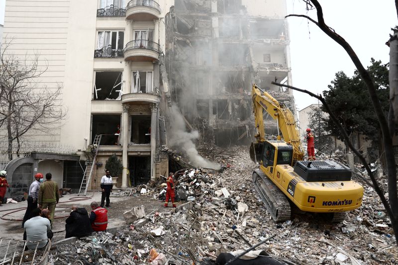 Top World story anchor