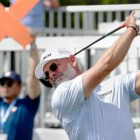 Paul Waring trying to get his game on track and leads in Houston by one shot over Woodland