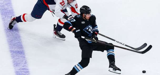 Utah Mammoth trade JJ Peterka to Boston Bruins for draft pick haul