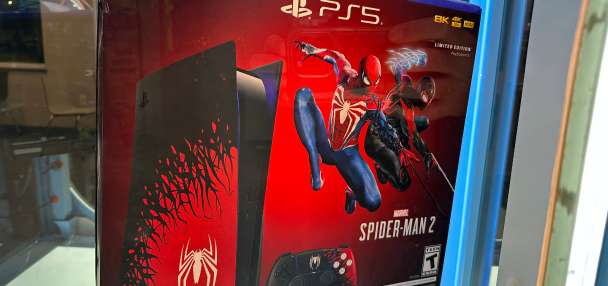 Top Business story anchor