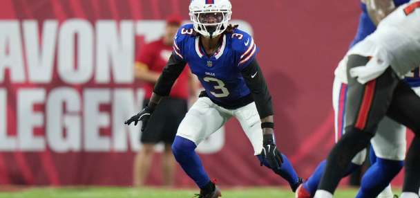 Safety Damar Hamlin returns to Buffalo for 6th season after signing a 1-year contract with the Bills