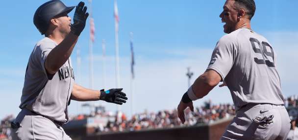 Yankees' Aaron Judge hits 2-run homer to end 0-for-7 start to season as New York tops Giants 3-0