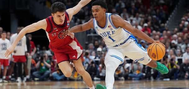 Caleb Foster steadies Duke in return as Blue Devils beat St. John's 80-75 and advance to Elite Eight