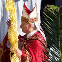 Pope Leo XIV rejects claims that God justifies war in Palm Sunday Mass message