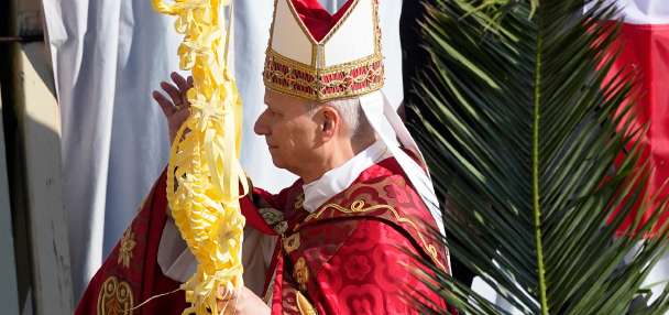 Pope Leo XIV rejects claims that God justifies war in Palm Sunday Mass message