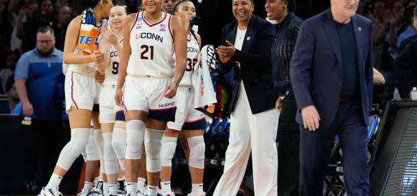 UConn and Geno Auriemma beat Notre Dame 70-52 to secure 25th women's Final Four appearance