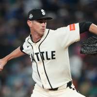 Mariners pitcher Emerson Hancock tosses 6 no-hit innings in 8-0 win over Guardians