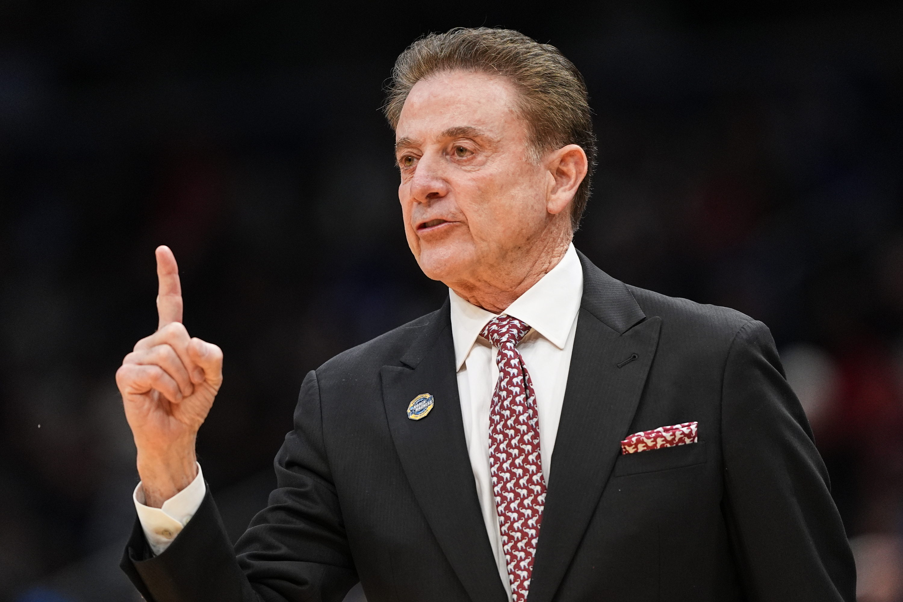 St. John's athletic director says coach Rick Pitino has signed new deal with contract extension