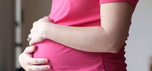 More women are having babies later in life. Here's how to improve chances of healthy pregnancy