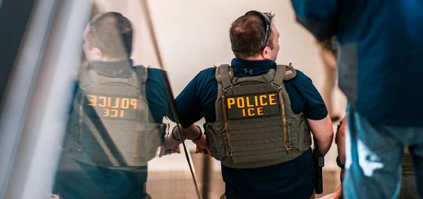 Mike Lee demands Congress ends recess early as DHS shutdown becomes longest in history