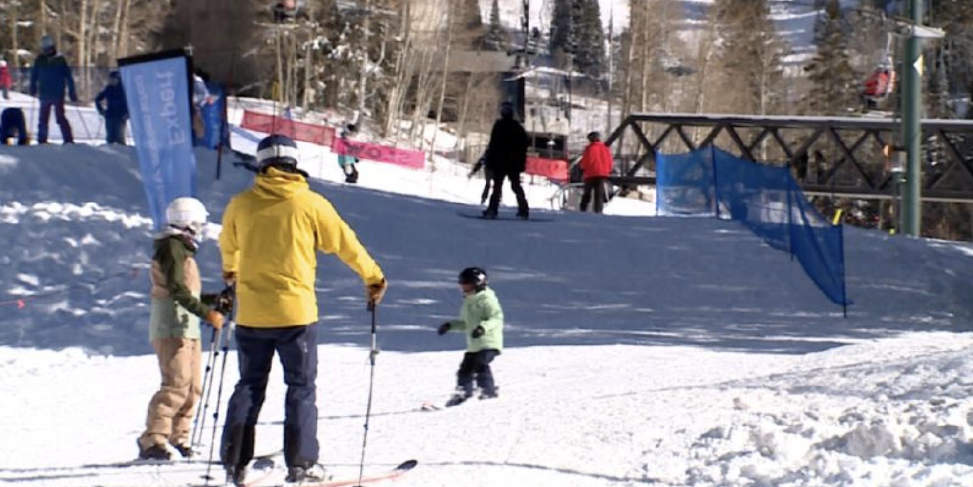 Cottonwood Canyon ski resorts stay open despite warm weather