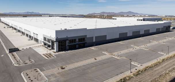 Feds plan 'mega center' that could house 10,000 immigrant detainees, Salt Lake mayor says