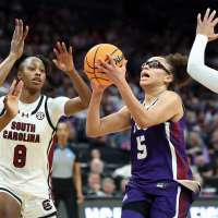 Edwards, Makeer power South Carolina past TCU 78-52 to reach the Final Four