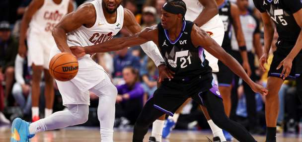 Donovan Mitchell scores 34 as Cavaliers down Utah Jazz