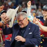 Women's Final Four a repeat of last season, headlined by undefeated reigning national champion UConn