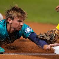 Mariners agree to $95 million, 8-year contract with top shortstop prospect Colt Emerson