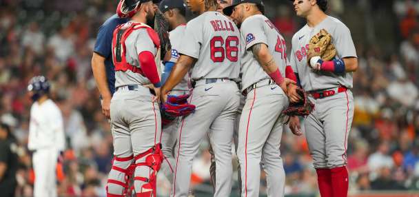 Umpire loses track of count, leading to walk instead of strikeout for Astros' Cam Smith vs. Red Sox