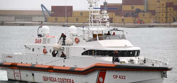 Top World story anchor